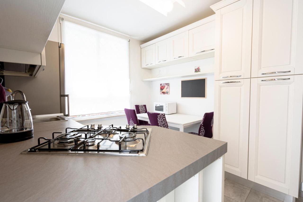 Appia Purple Terrace Apartment In Rome Bagian luar foto